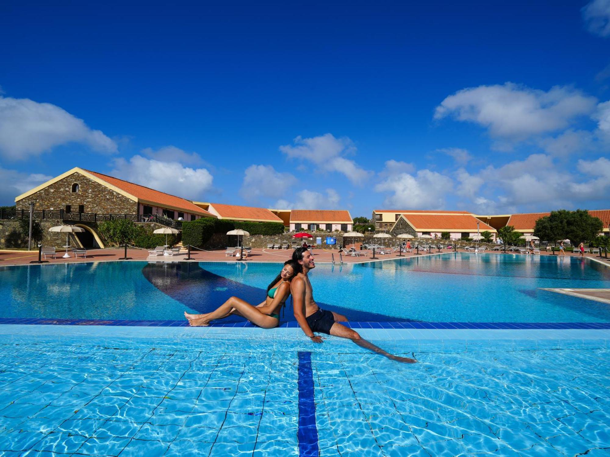 Le Tonnare Di Stintino - Beach Resort Eksteriør billede